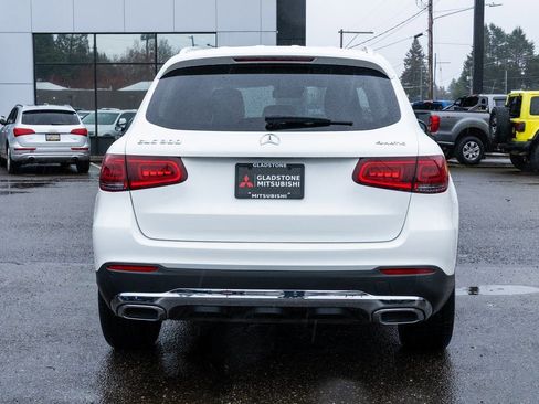 Used 2022 Mercedes-Benz GLC 300 4MATIC image 5