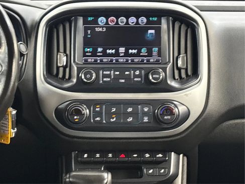 Used 2018 Chevrolet Colorado ZR2 image 17