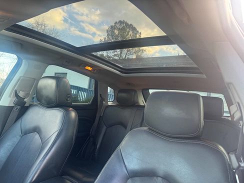 Used 2014 Cadillac SRX Luxury w/ Driver Awareness Package image 24