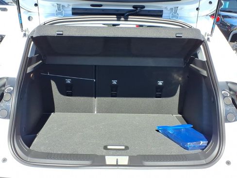 New 2026 Chevrolet Trax LT image 15