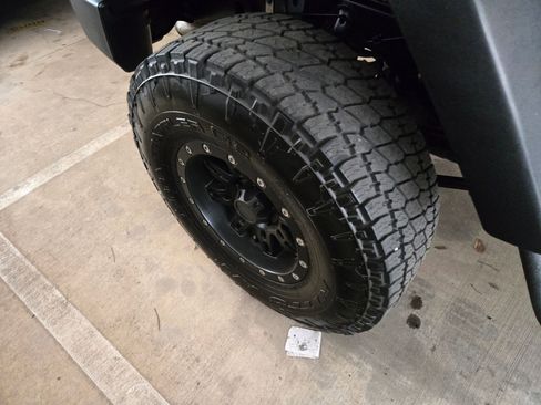 Used 2015 Jeep Wrangler Unlimited Sport image 8