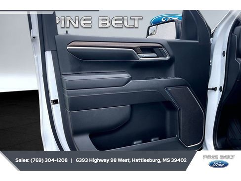 Used 2024 Chevrolet Silverado 1500 RST RWD image 18