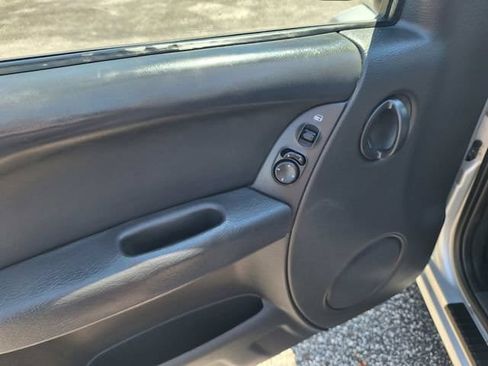 Used 2004 Jeep Liberty Sport w/ PWR Convenience Group AWD/4WD image 16