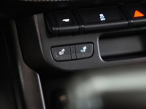 Used 2016 GMC Canyon SLT w/ Driver Alert Package AWD/4WD image 25