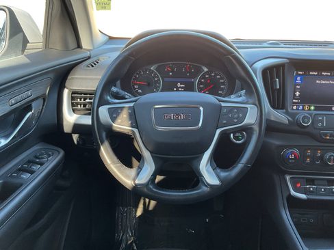 Used 2022 GMC Terrain SLT image 12