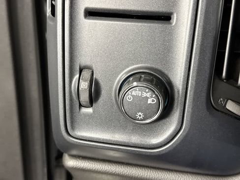 Used 2016 Chevrolet Silverado 1500 Custom w/ Custom Convenience Package image 34