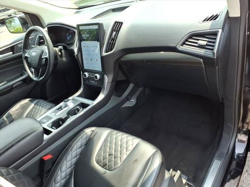 Used 2024 Ford Edge Titanium AWD/4WD image 18