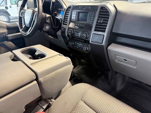 Used 2018 Ford F150 XLT AWD/4WD image 18