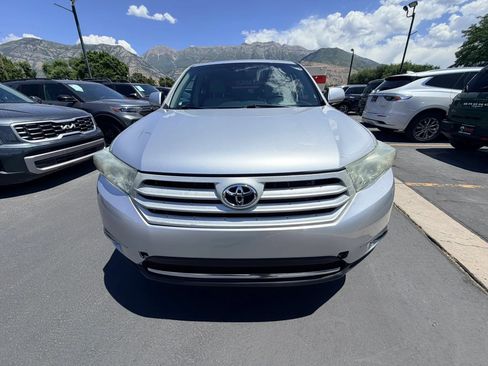 Used 2013 Toyota Highlander Limited AWD/4WD image 9