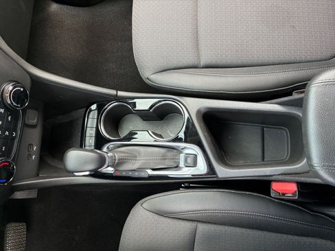 Used 2025 Buick Encore GX Preferred image 40