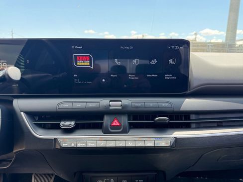 Used 2025 Kia K4 FWD image 17