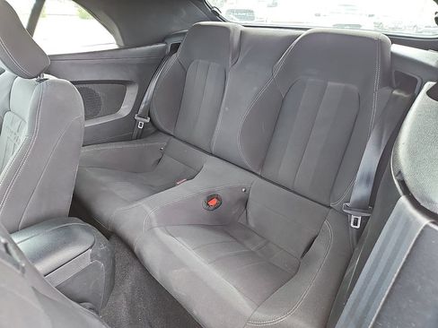 Used 2023 Ford Mustang Convertible RWD image 11