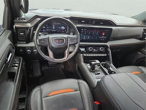 Used 2024 GMC Sierra 1500 AT4 w/ Technology Package image 10