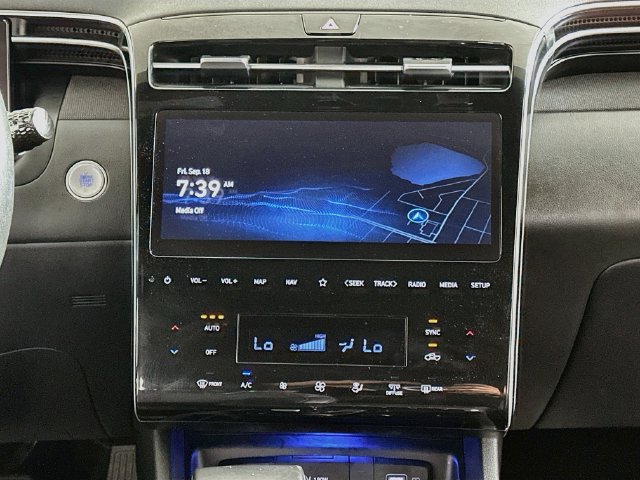 Used 2022 Hyundai Santa Cruz Limited w/ Cargo Package AWD/4WD image 15
