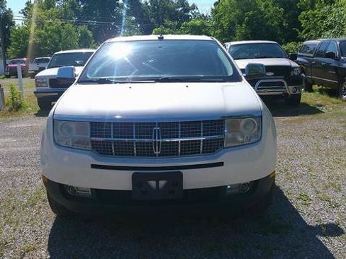 Used 2007 Lincoln MKX 2WD image 2