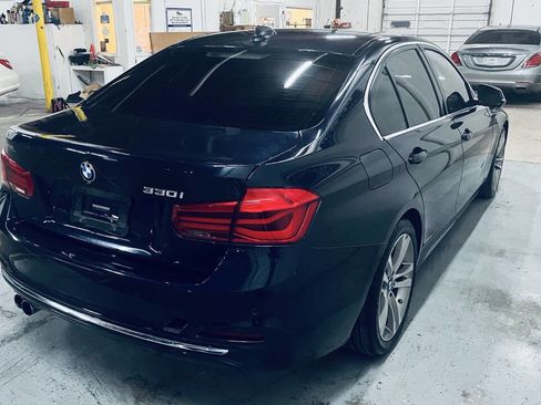 Used 2017 BMW 330i Sedan RWD image 9