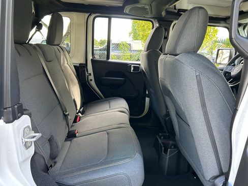 New 2026 Jeep Wrangler Unlimited Sport image 32