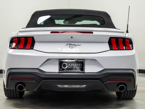 Used 2024 Ford Mustang Premium RWD image 11