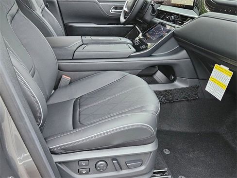 New 2025 INFINITI QX80 Sensory w/ Exterior Package image 30