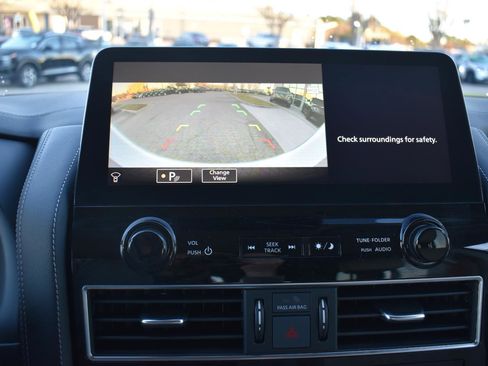 Certified 2024 Nissan Armada Platinum w/ Captain's Chairs Package image 32