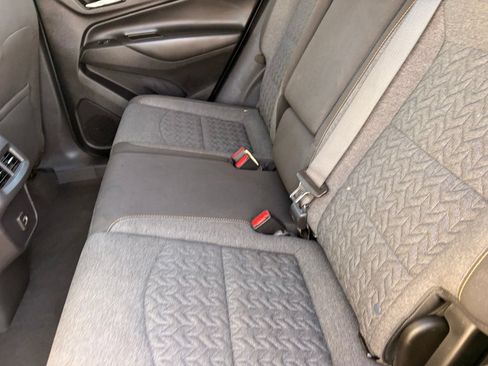 Used 2023 Chevrolet Equinox LT FWD image 17