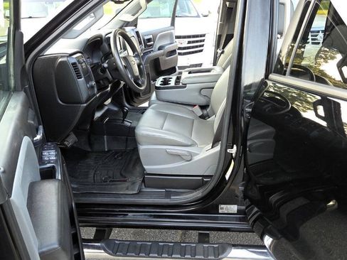 Used 2019 Chevrolet Silverado 2500 W/T w/ Snow Plow Prep Package AWD/4WD image 27