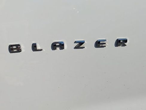 Used 2019 Chevrolet Blazer Premier w/ Sun and Wheels Package AWD/4WD image 13