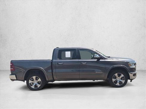 Used 2022 RAM 1500 Laramie AWD/4WD image 4