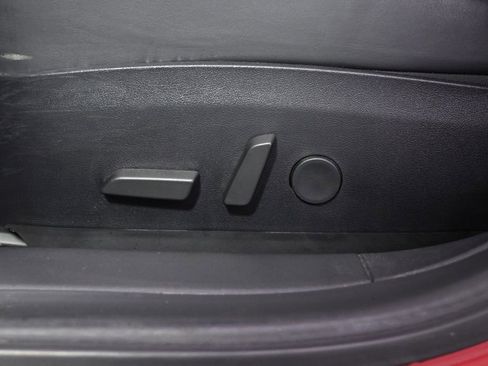 Used 2019 Tesla Model 3 Standard Range Plus image 14