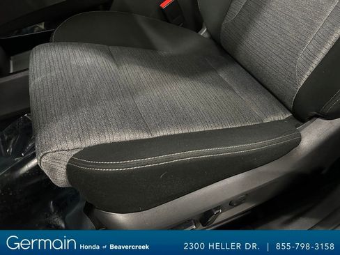 Used 2023 Nissan Rogue SV image 20