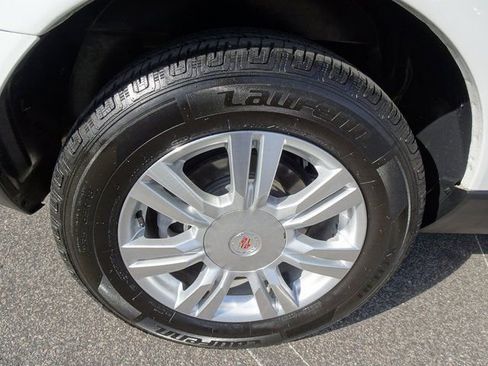 Used 2015 Cadillac SRX Luxury w/ Driver Awareness Package image 34