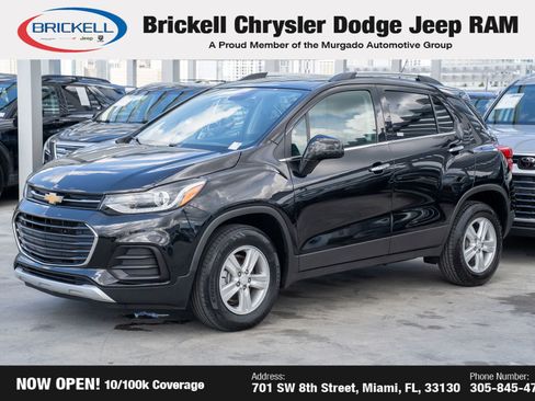 Used 2020 Chevrolet Trax LT w/ LT Convenience Package image 1