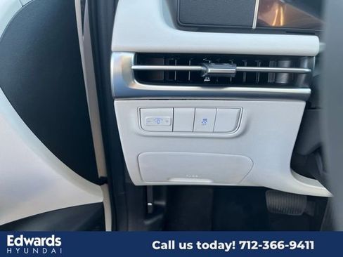 New 2025 Hyundai Tucson SE image 20