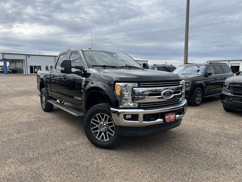 Used 2017 Ford F250 Lariat w/ FX4 Off-Road Package image 1