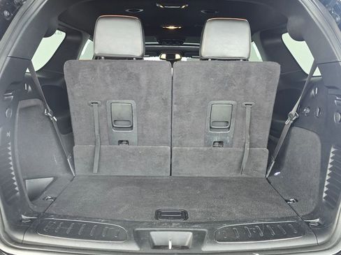 Used 2019 Dodge Durango R/T w/ Technology Group AWD/4WD image 60
