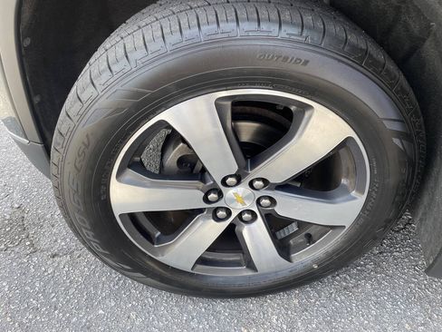 Used 2018 Chevrolet Traverse LT AWD/4WD image 29