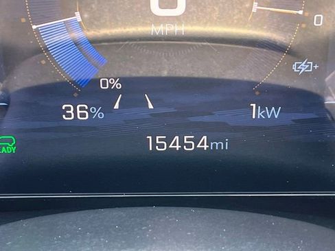 Used 2024 Chevrolet Equinox EV LT w/ LPO, Blackout Package FWD image 14