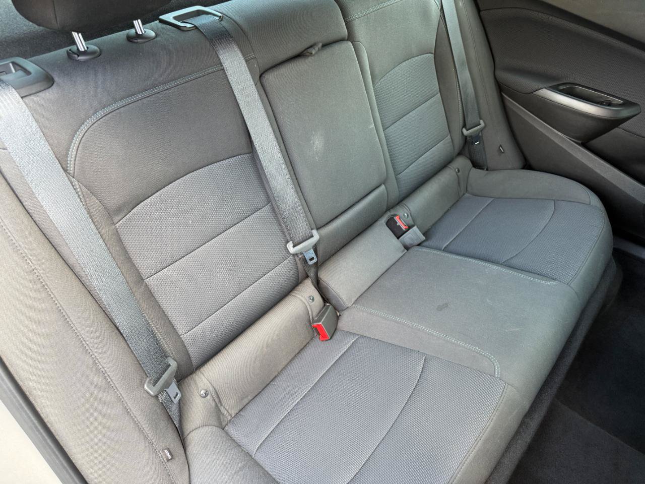 Used 2018 Chevrolet Cruze LT w/ Convenience Package FWD image 50