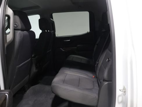 Used 2019 Chevrolet Silverado 1500 LT Trail Boss AWD/4WD image 18