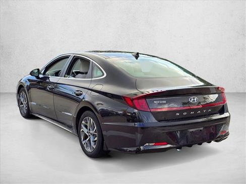 Used 2023 Hyundai Sonata SEL w/ Convenience Package FWD image 4