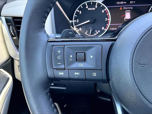 Certified 2021 Nissan Rogue SV w/ Premium Package FWD image 22
