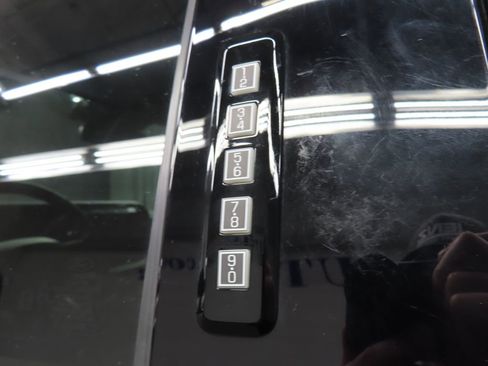 Used 2024 Ford F350 Lariat image 59