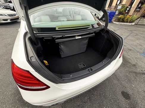 Used 2017 Mercedes-Benz E 300 image 15