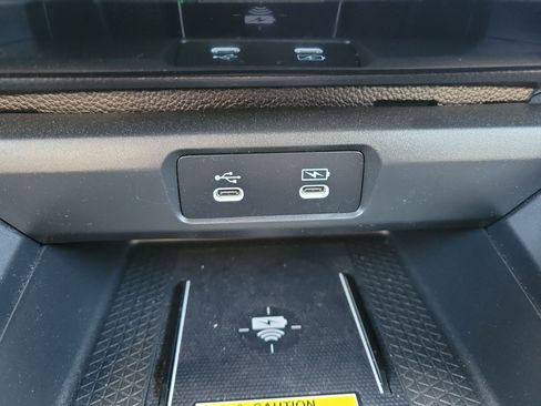 Used 2025 Honda Accord Sport image 33