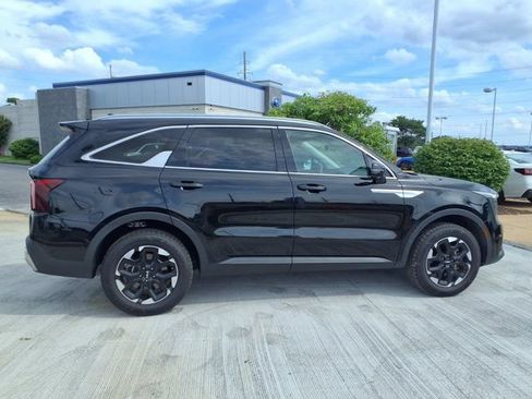 Used 2024 Kia Sorento S AWD/4WD image 26