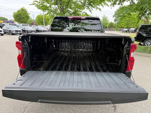 Used 2024 Chevrolet Silverado 1500 Custom AWD/4WD image 10