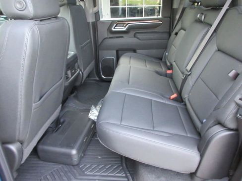 New 2026 Chevrolet Silverado 3500 LT w/ Trail Boss Package AWD/4WD image 17