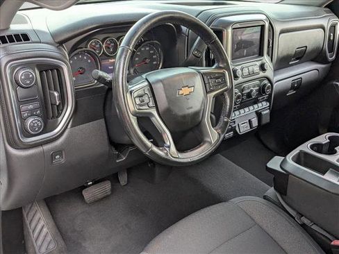 Used 2019 Chevrolet Silverado 1500 LT w/ Convenience Package image 9