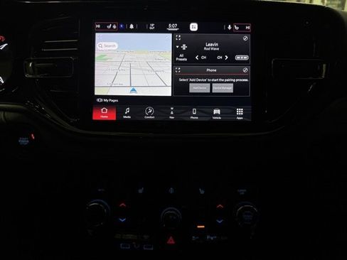 Used 2021 Dodge Durango R/T w/ Blacktop Package image 23