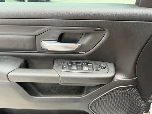 Used 2019 RAM 1500 Tradesman AWD/4WD image 30